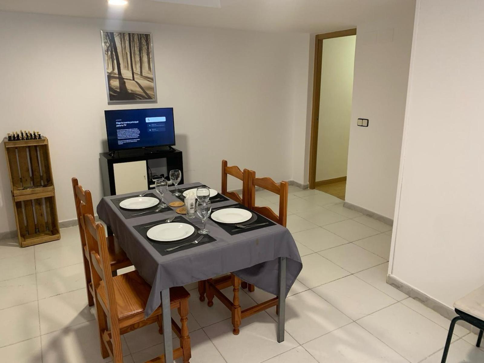 Apartamento Apartamento Completo Para 8 Personas A 5 Minutos Del Aeropuerto E Ifema *