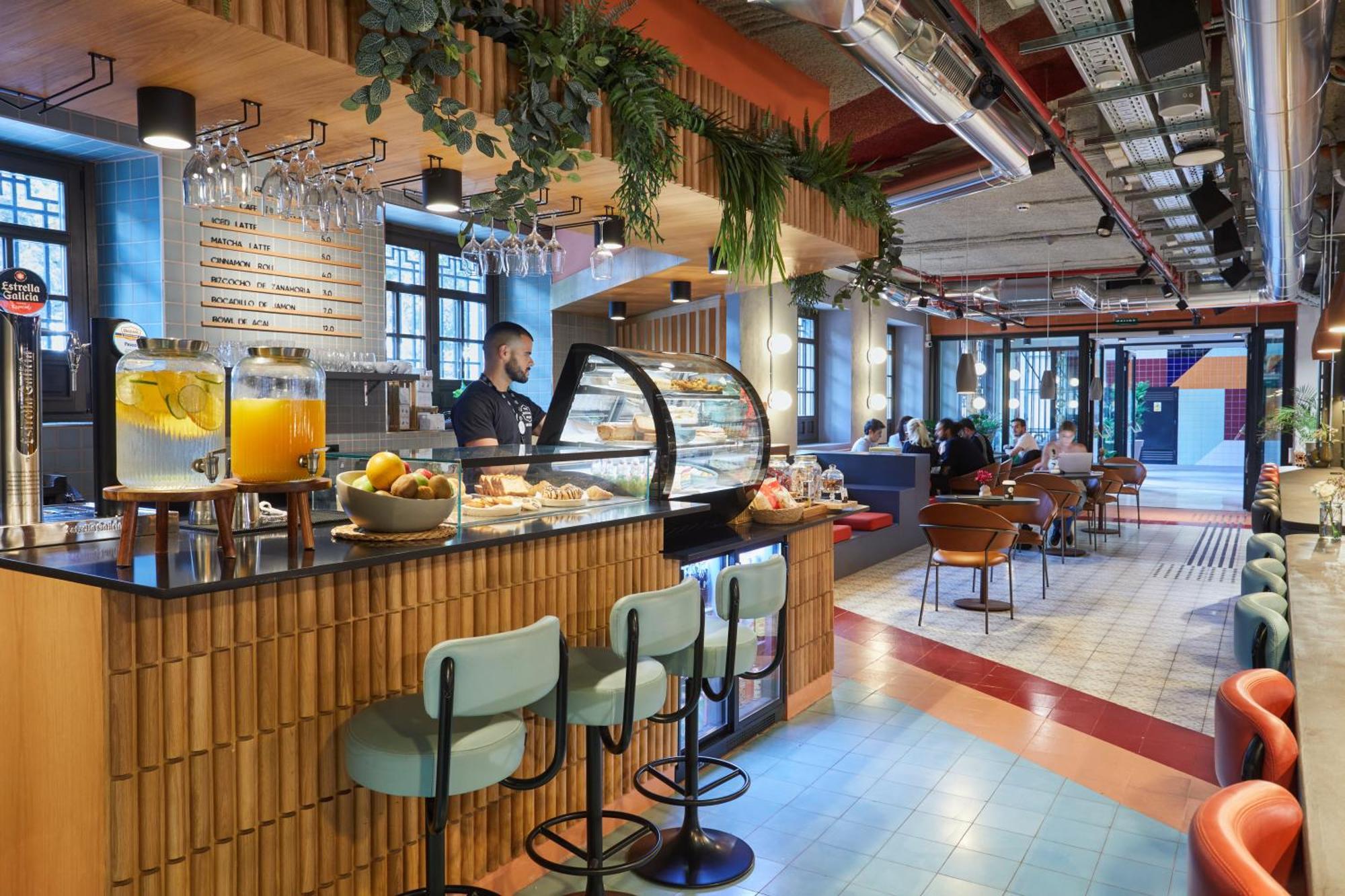 The Social Hub 4 Star 4*