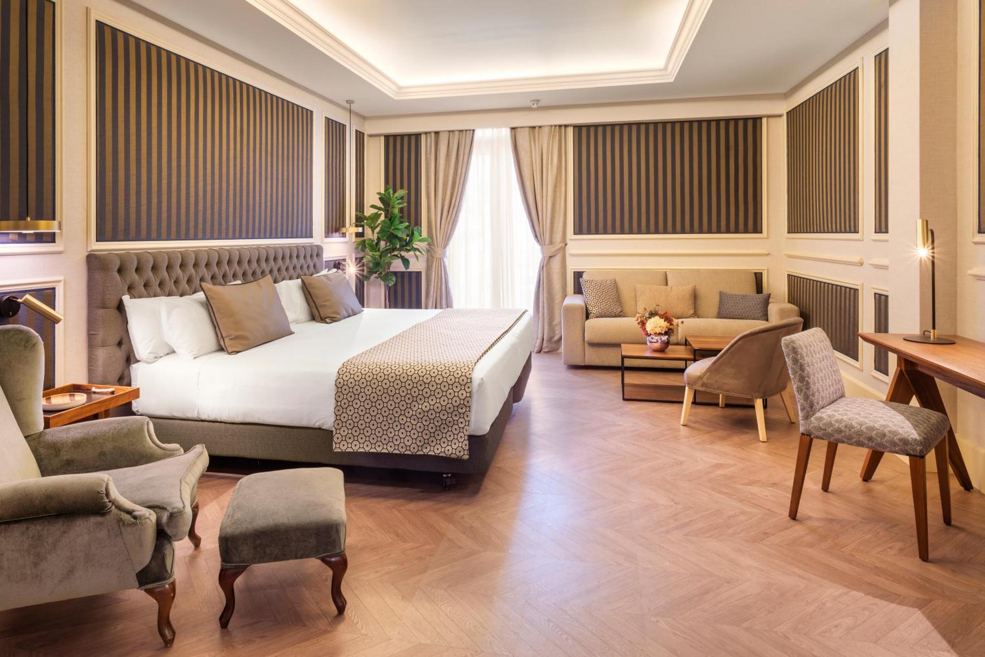 Hotel Catalonia Cortes