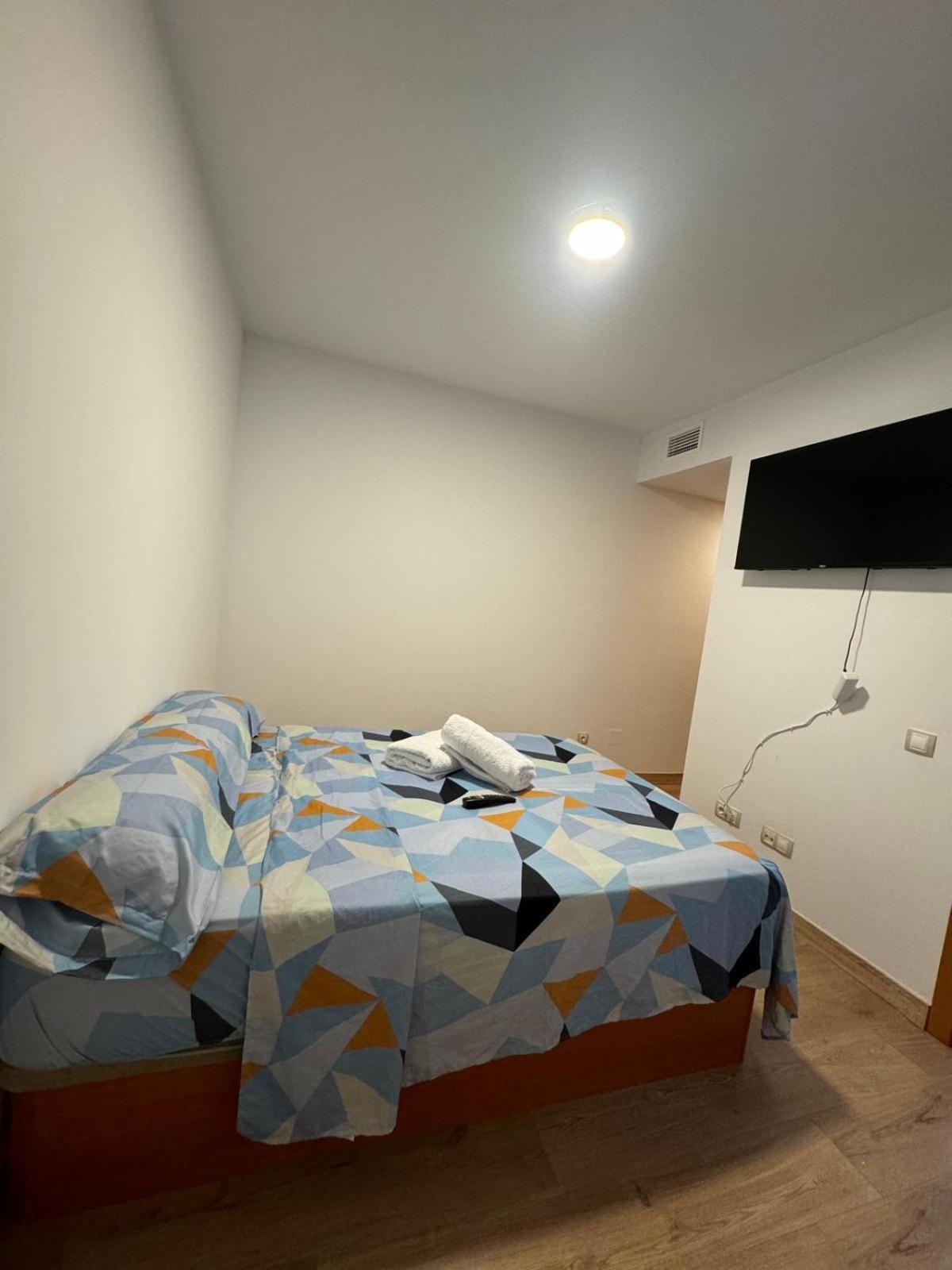Marssuites Zapata Pensión *