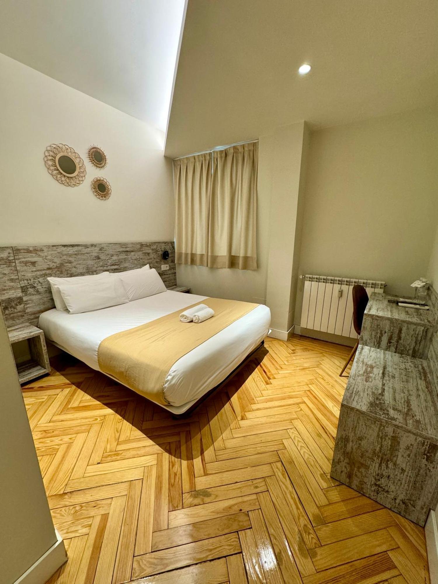 Pensión Abadia 3*