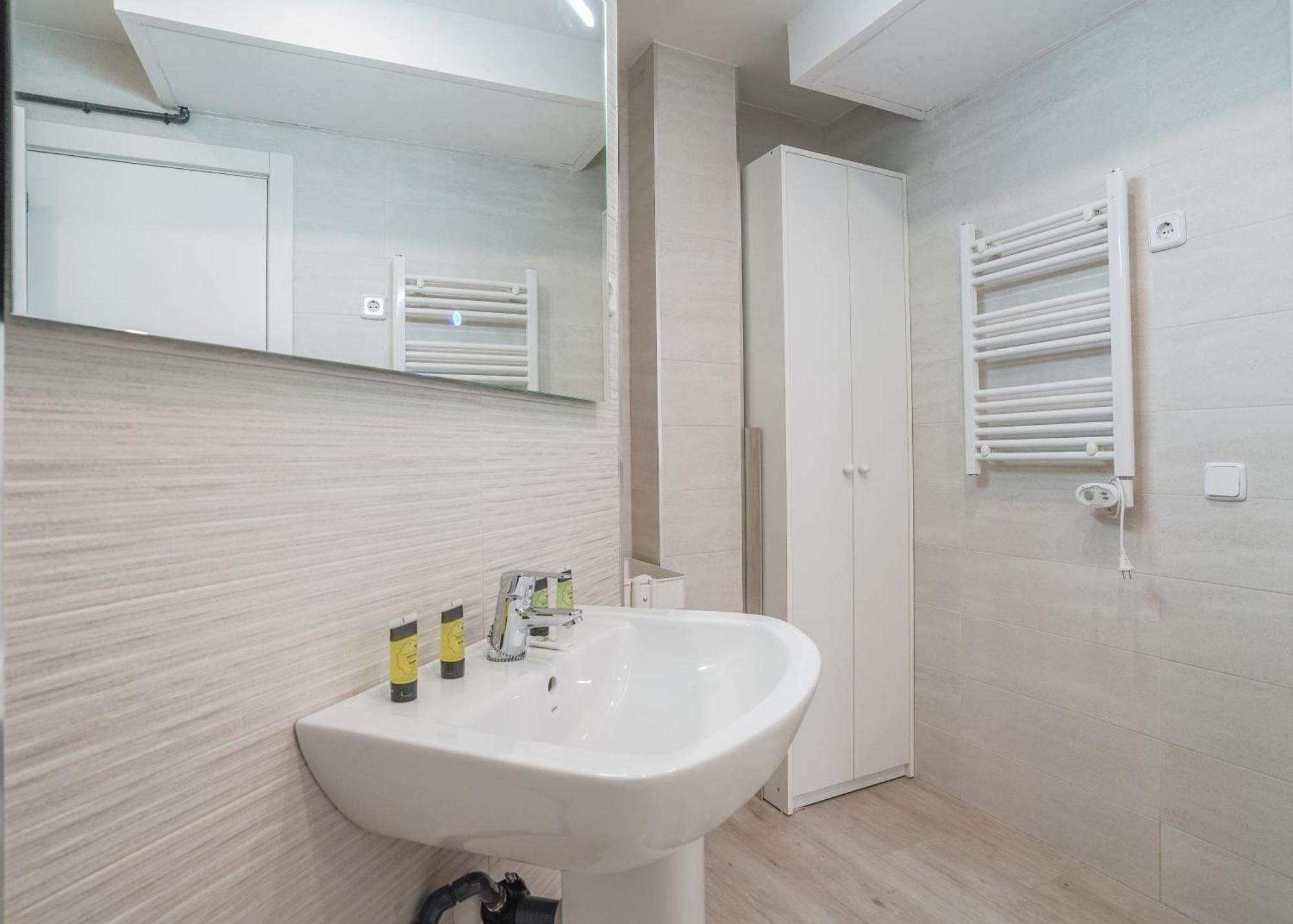 Apartamento Modern Duplex-2bedrooms 1.5baths-delicias Madrid