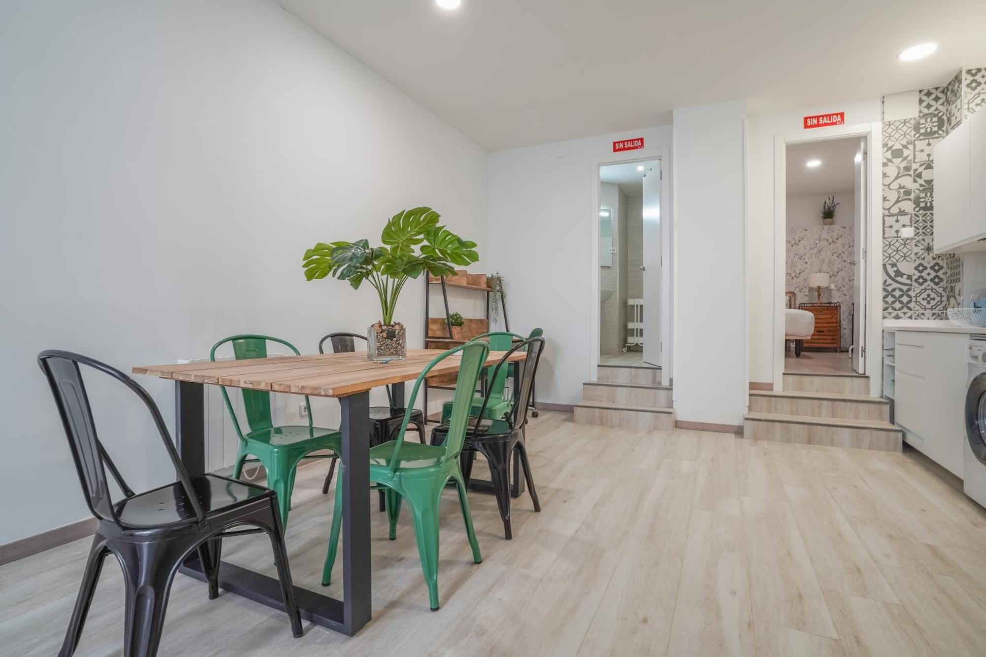 Modern Duplex-2bedrooms 1.5baths-delicias Apartamento *