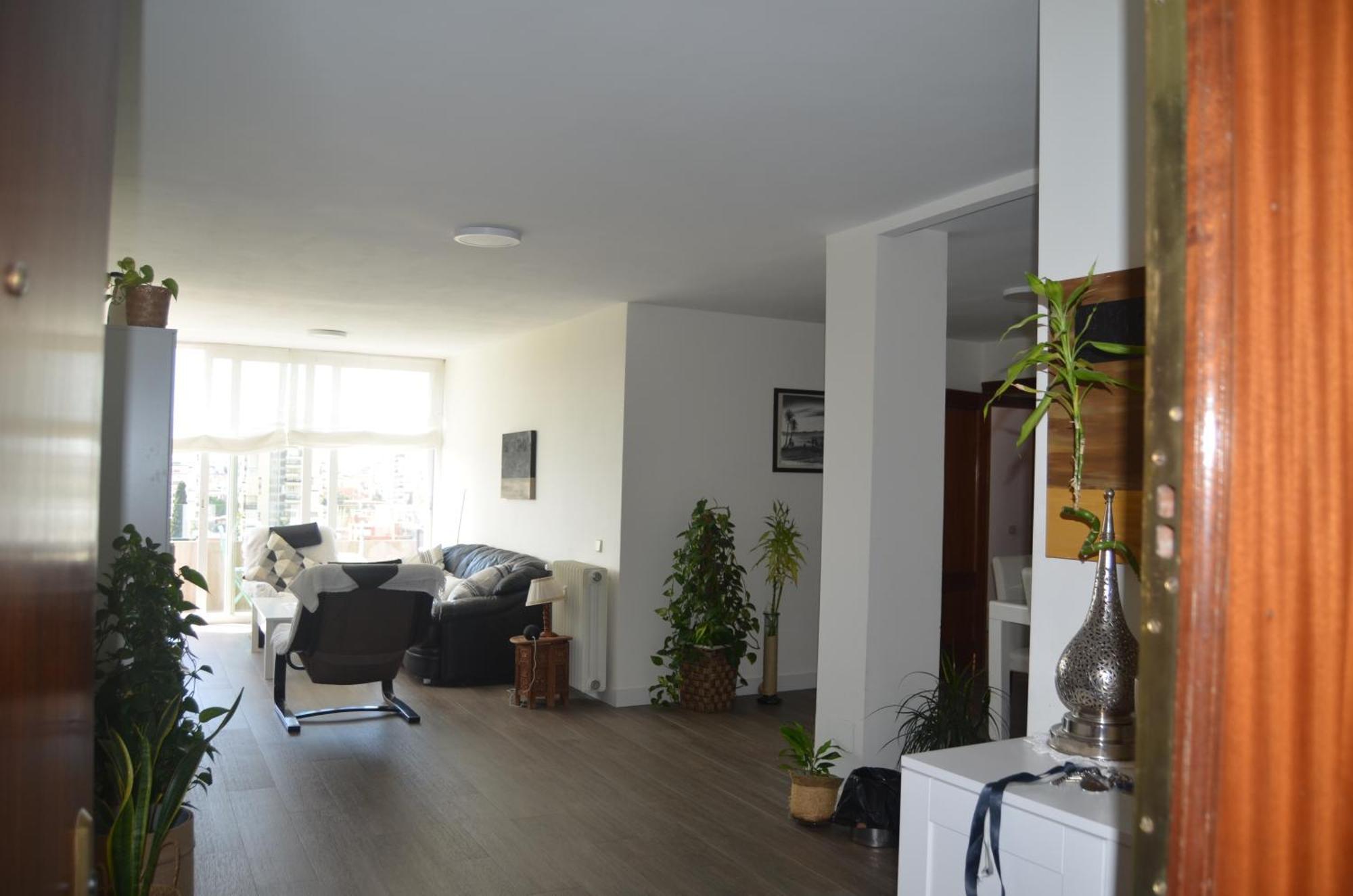 Apartment Luxury Renovated With Terrace In Madrid