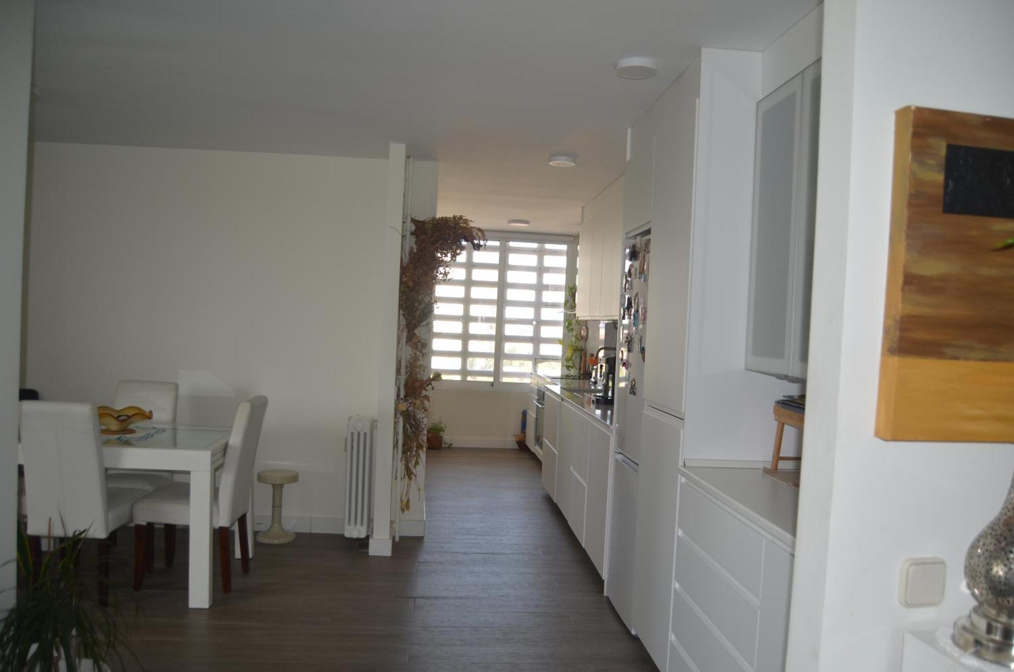 Luxury Renovated With Terrace In *