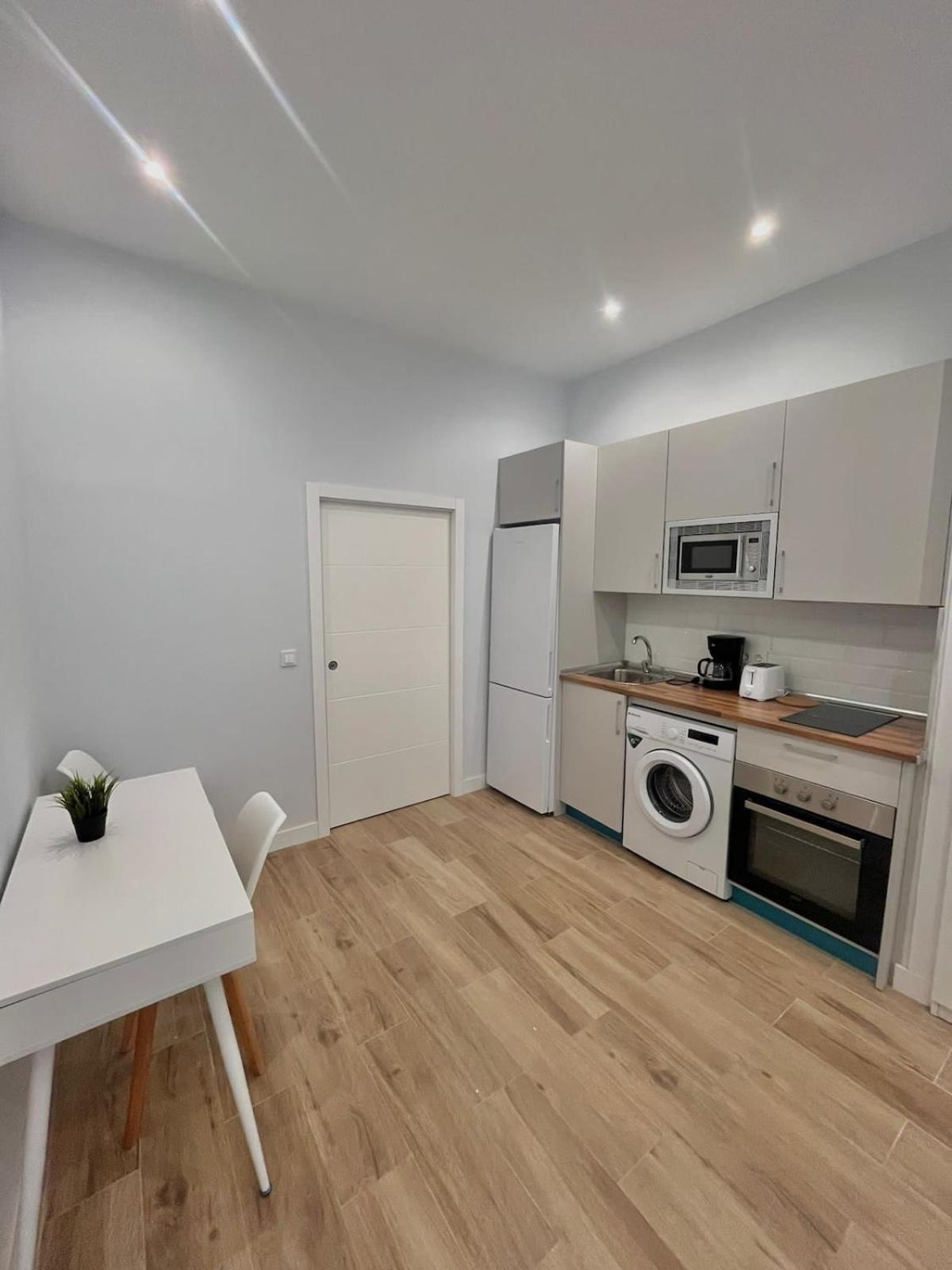 Apartaestudio Con Diseno Y Comodidad -Zona Ifema Apartamento Madrid