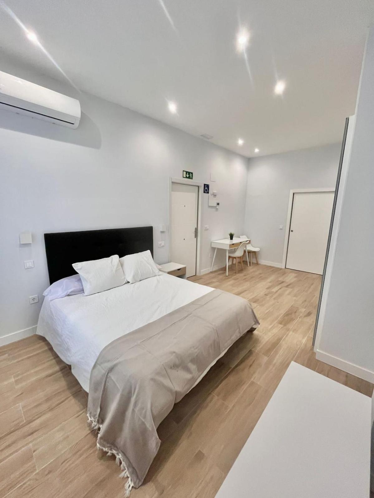 Apartaestudio Con Diseno Y Comodidad -Zona Ifema *