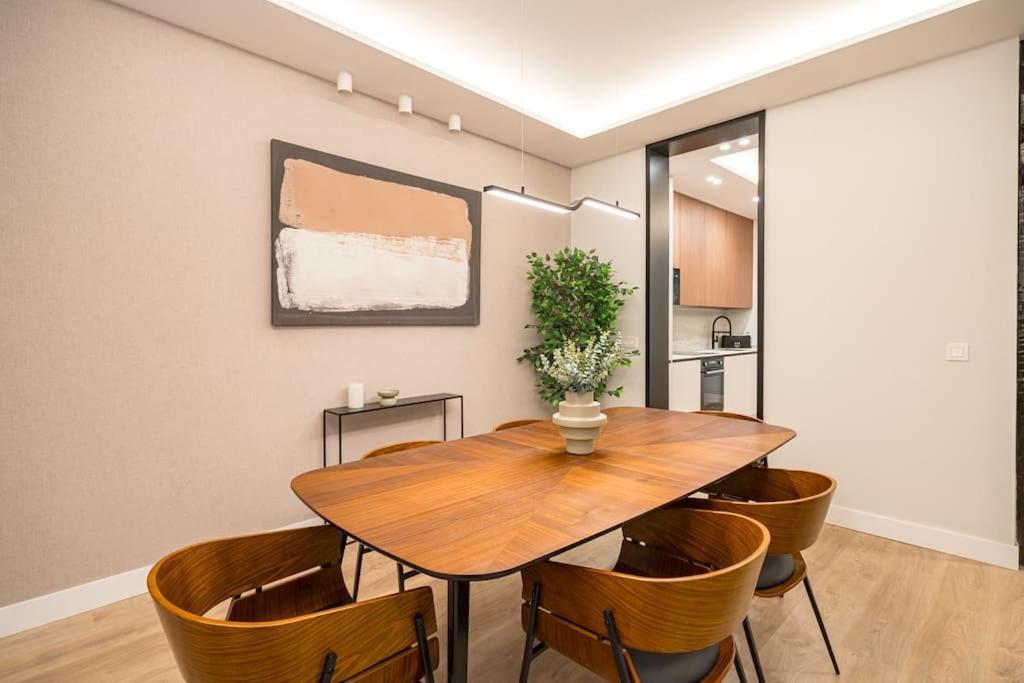 Malasana Viii Calle Jesus Del Valle 3br 3bh Apartamento Madrid
