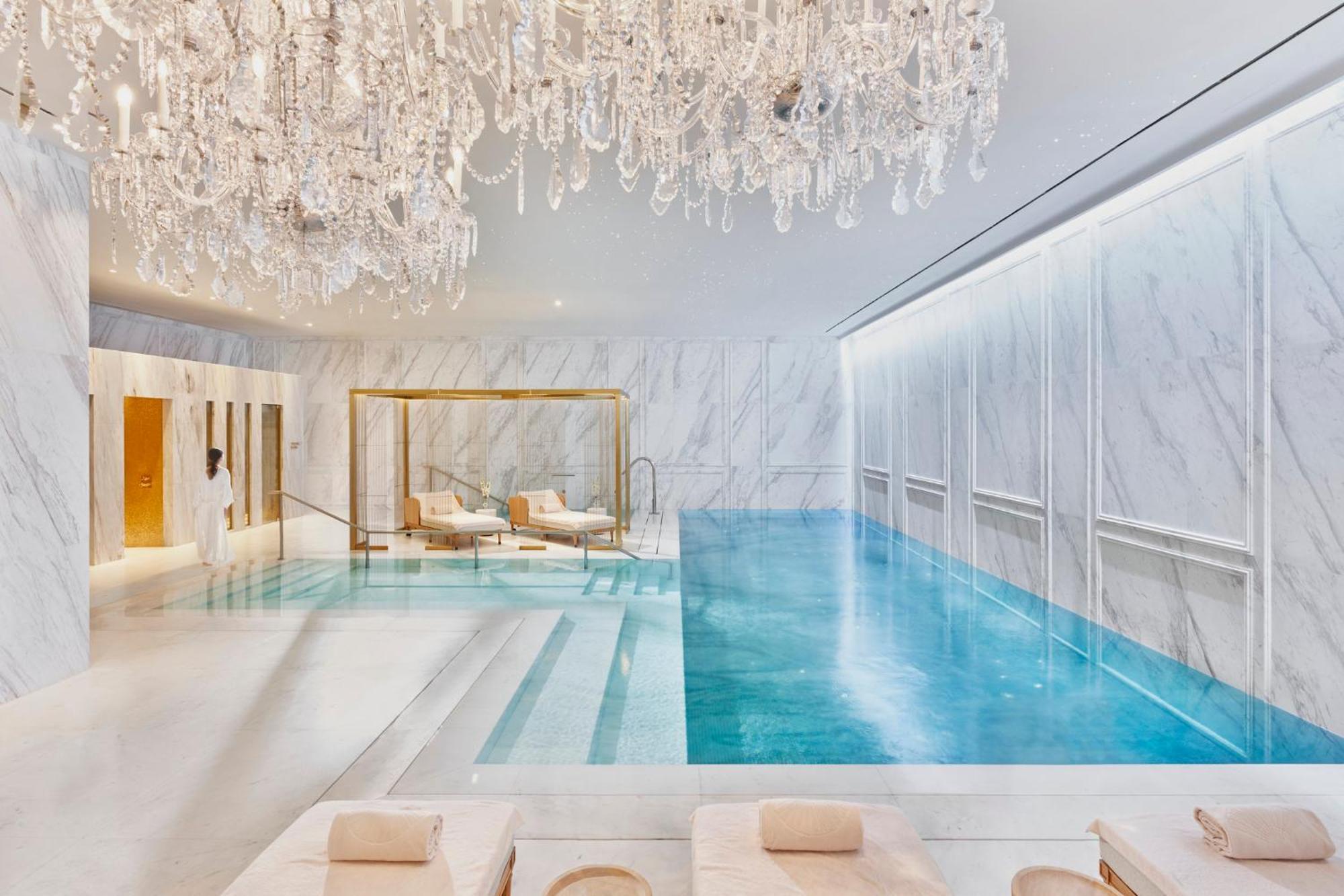 Mandarin Oriental, Ritz Hotel