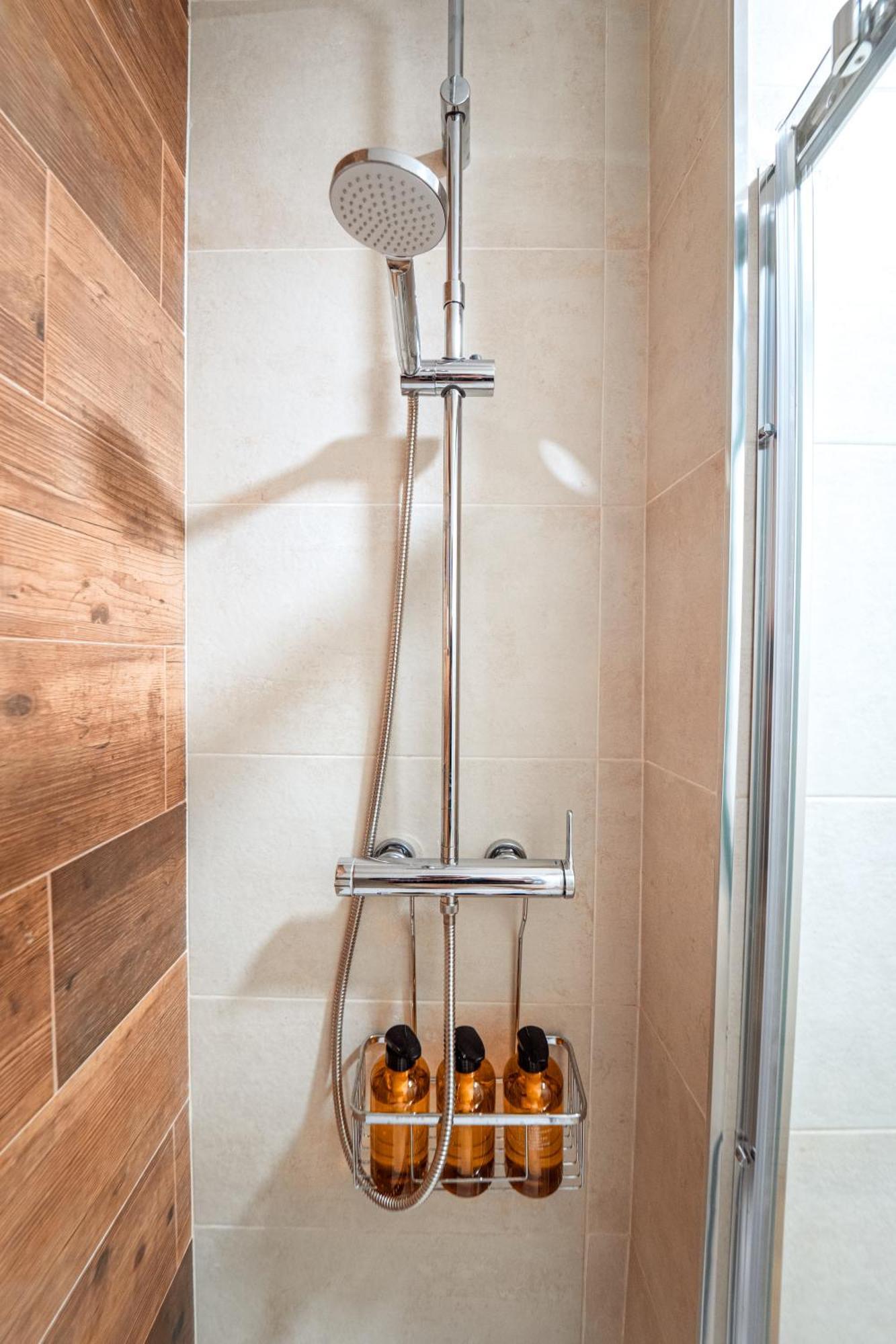 Apartamento Nuevo Cerca Del Ifema By Bebalmy