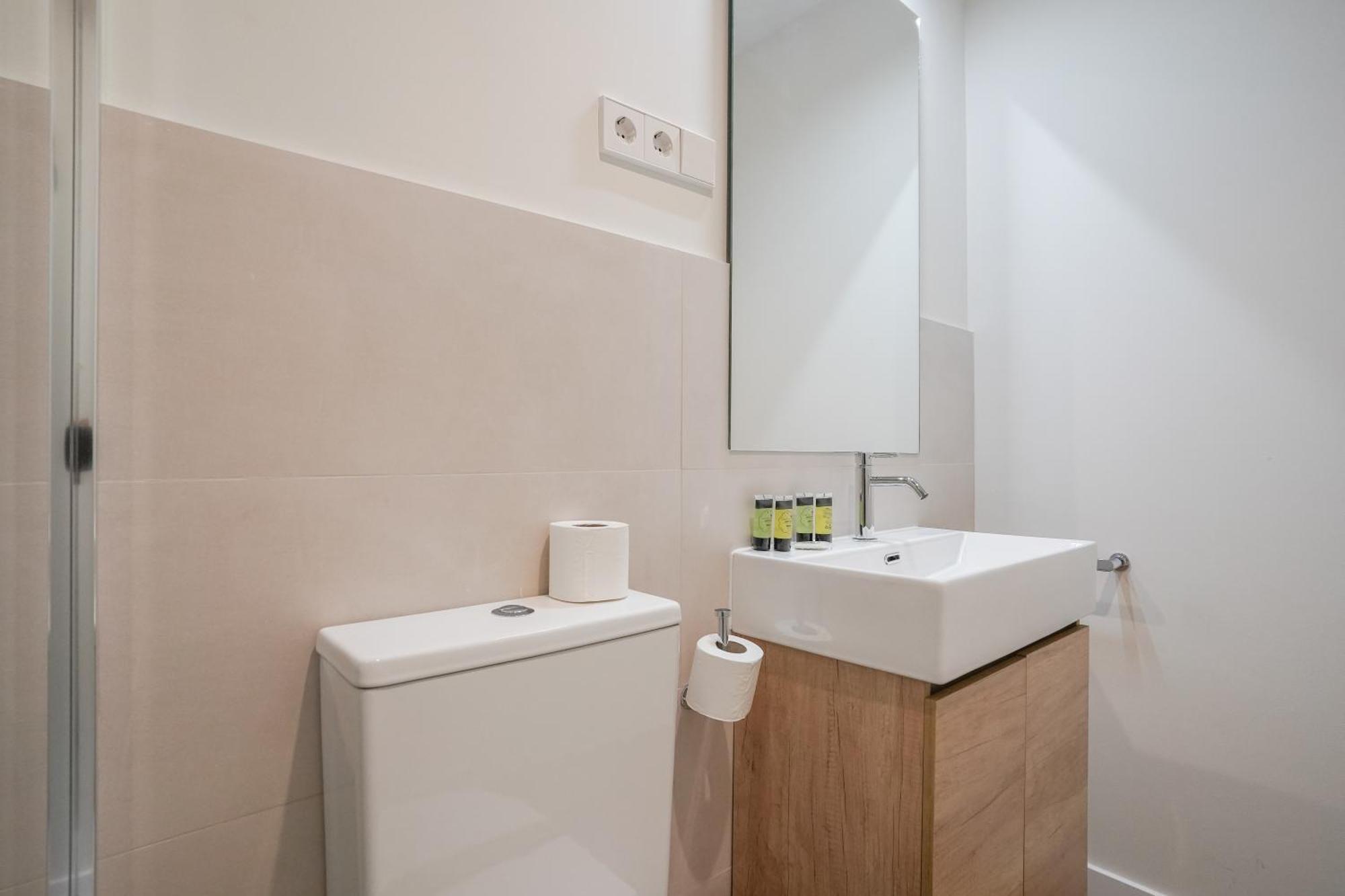 Apartamento Modern Apartment-2bedrooms 2bathrooms-bernabeu Madrid