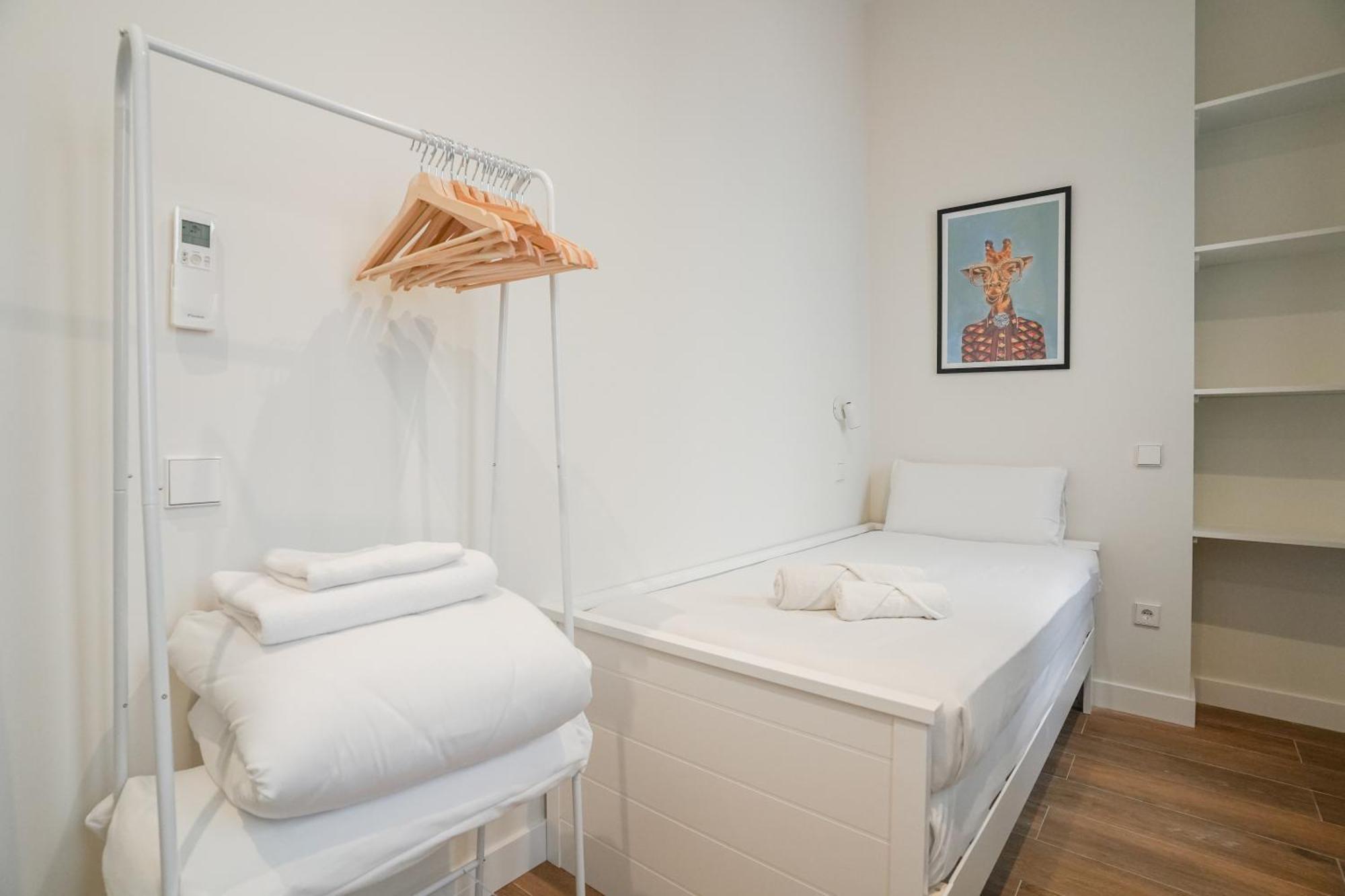 Modern Apartment-2bedrooms 2bathrooms-bernabeu Apartamento *