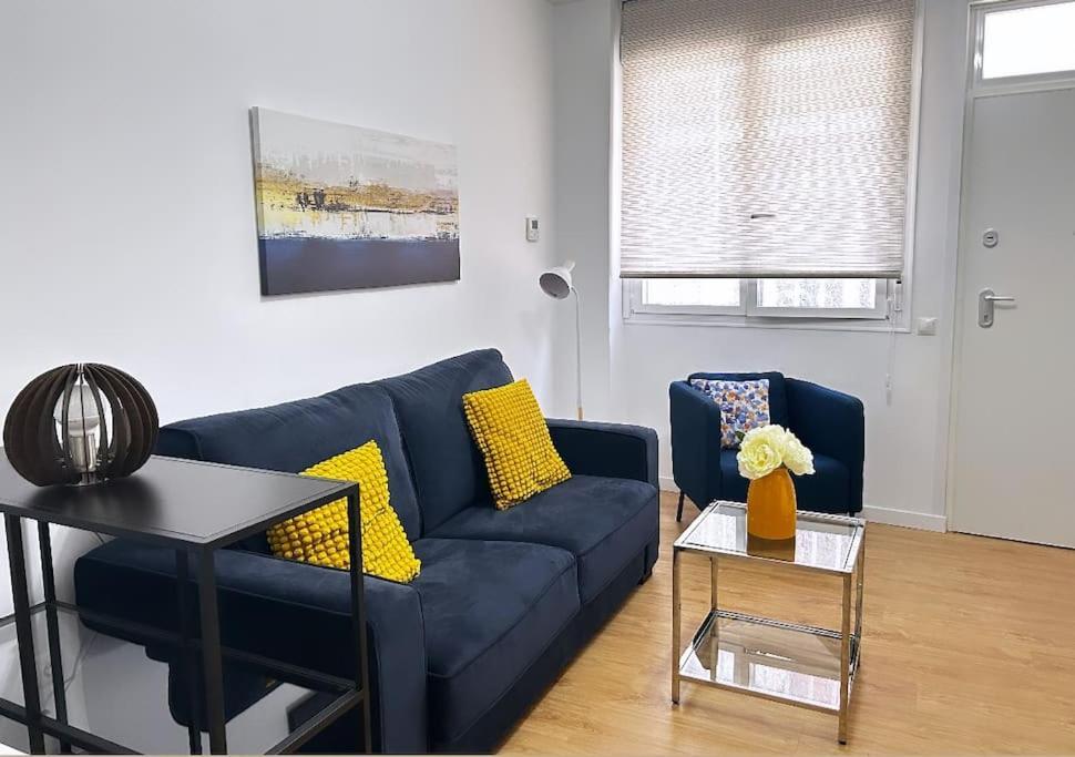 Comodo Y Tranquilo A 2 Minutos Del Metro Apartamento Madrid