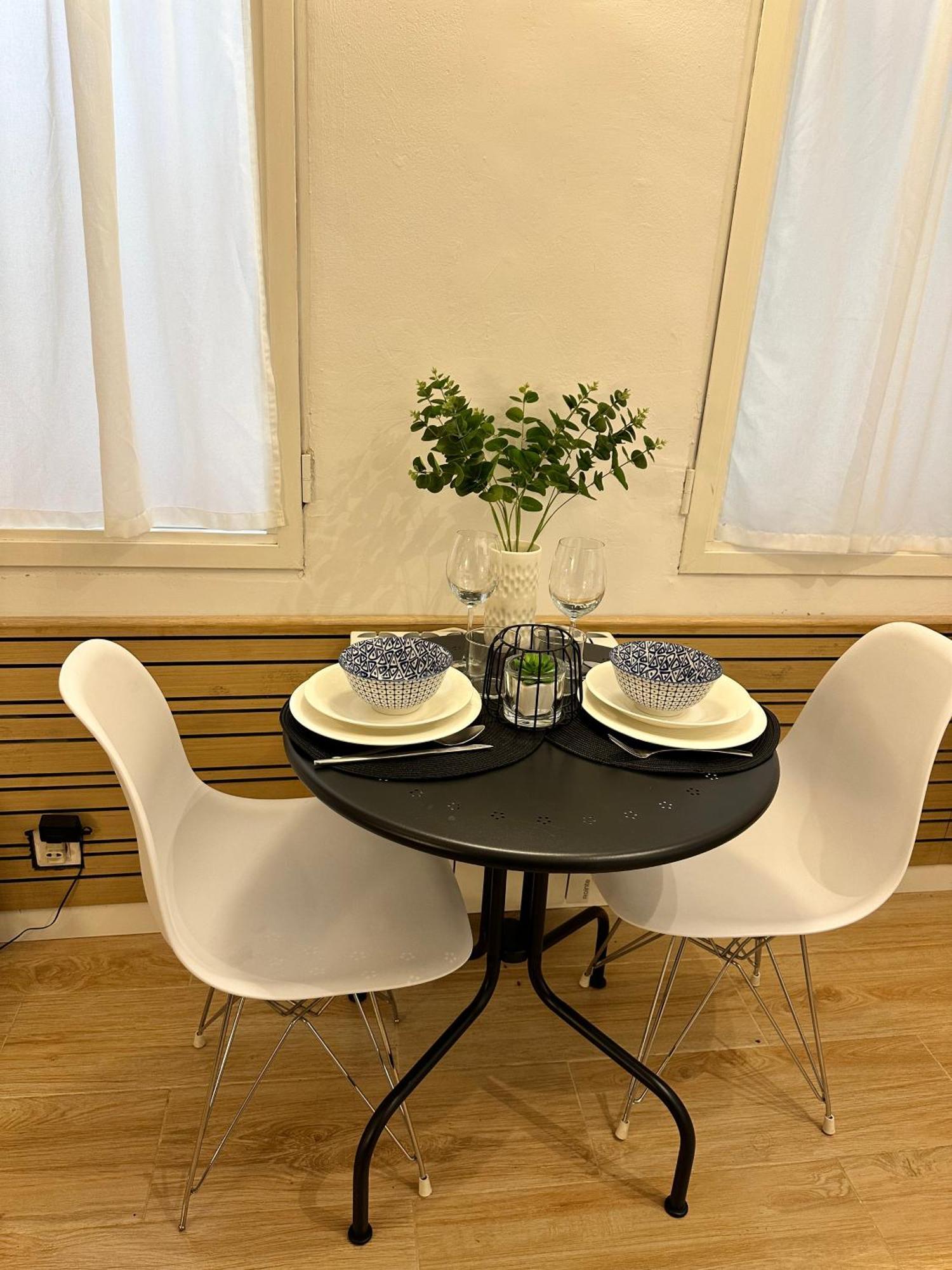 Nuevo Y En El Centro De Apartamento Madrid