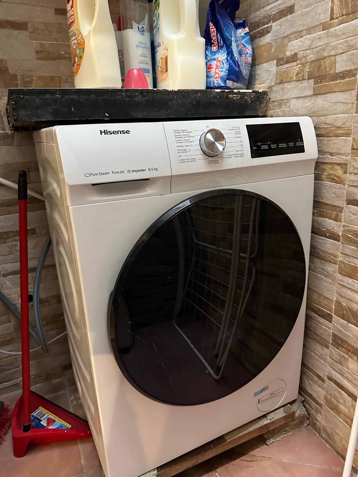 Nuevo Y En El Centro De Apartamento