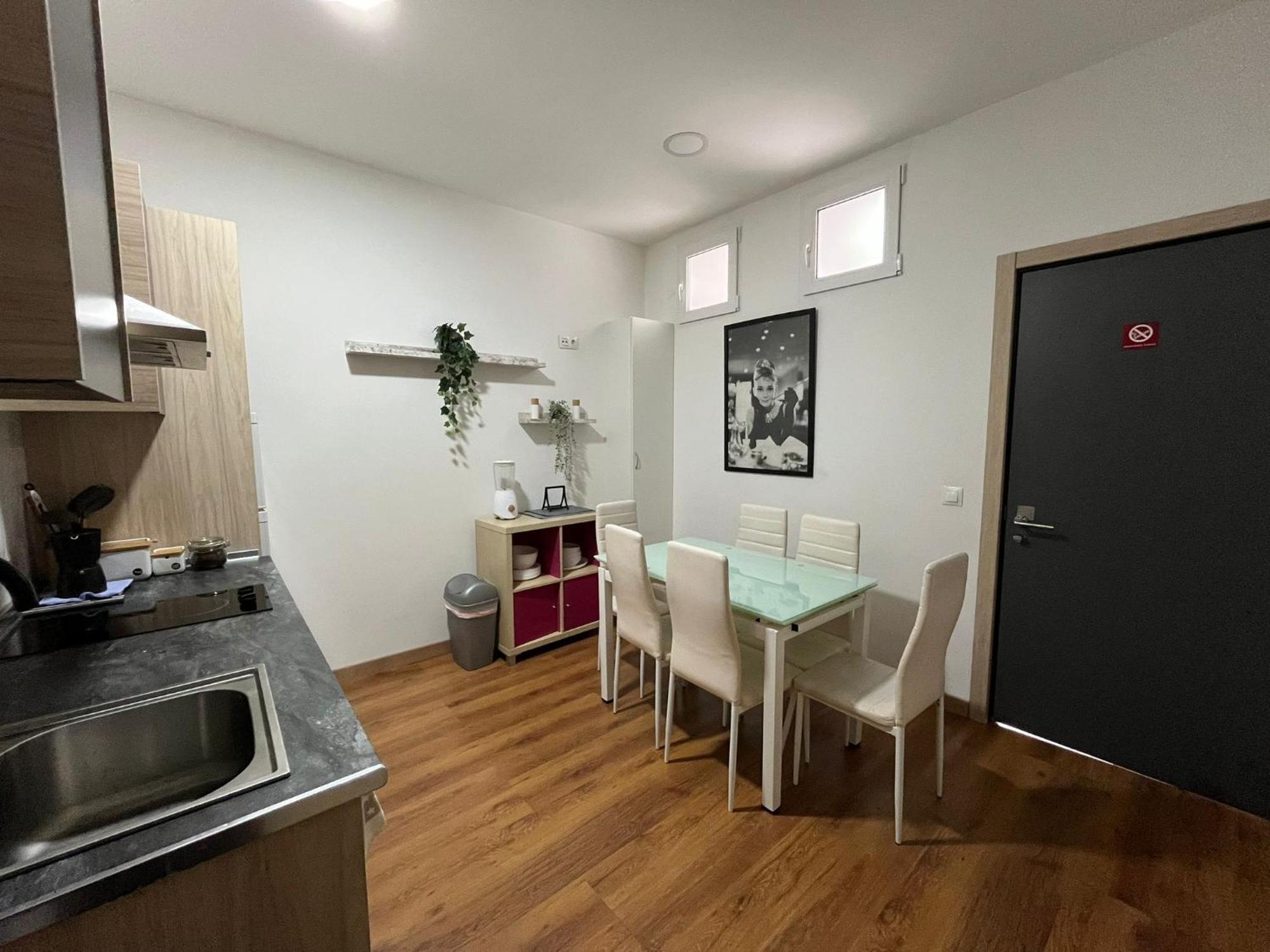 Apartamento Hello Canillas *