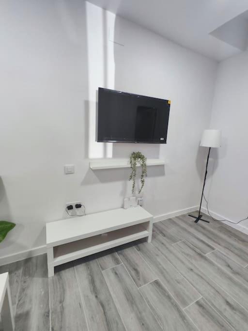 Santurce A1 Centro Wizink Feria Bernabeu Aeropuerto * Madrid