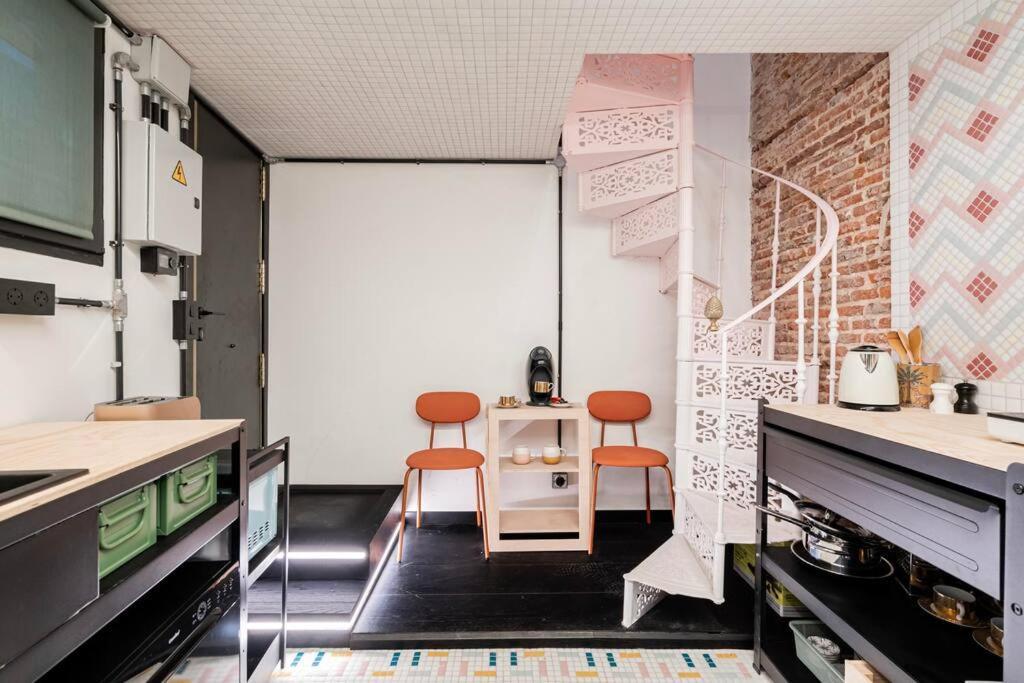 Picturesque Corner In - Guzman Apartment Madrid