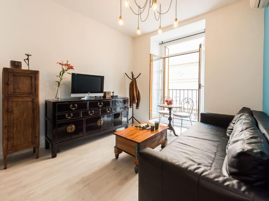 Your Cozy Nest Plaza Mayor - Sol - Rastro - Wifi - Almendro * Madrid