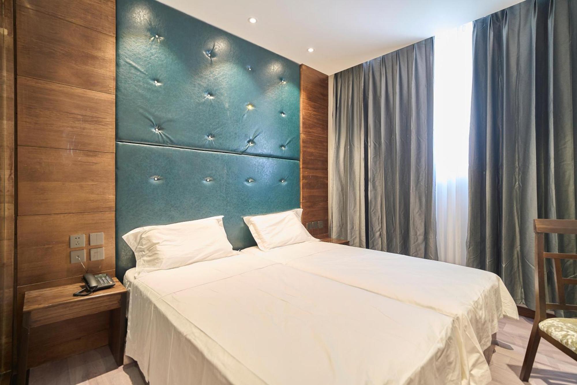 Menoir Dorsett Usera Hotel 3*