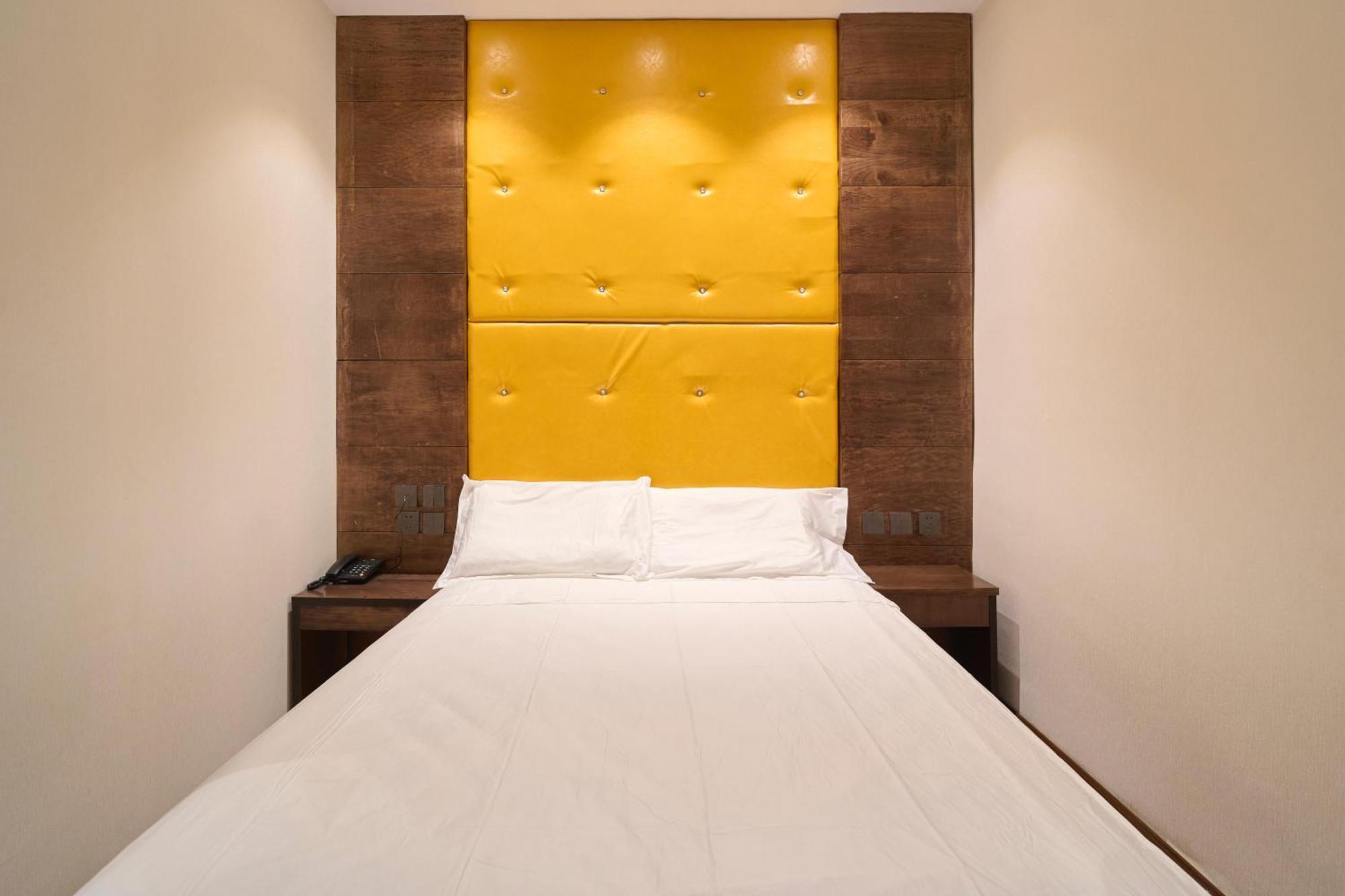Menoir Dorsett Usera 3*