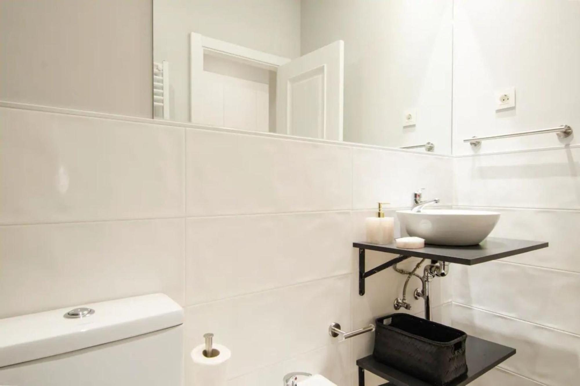 Davids Alojiamento Apartment Madrid