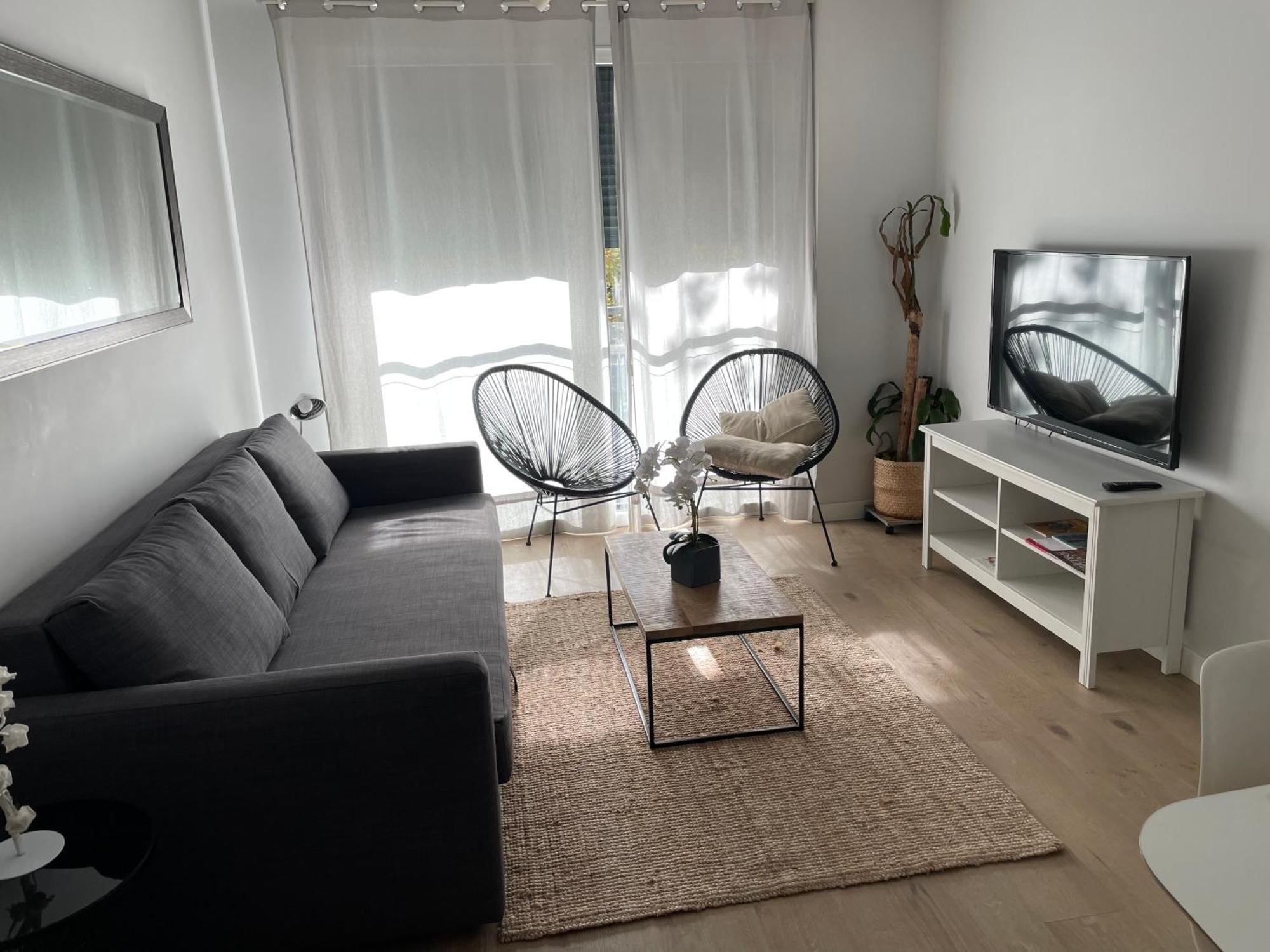 Apartamento Piso Centrico Con Patio Privado *