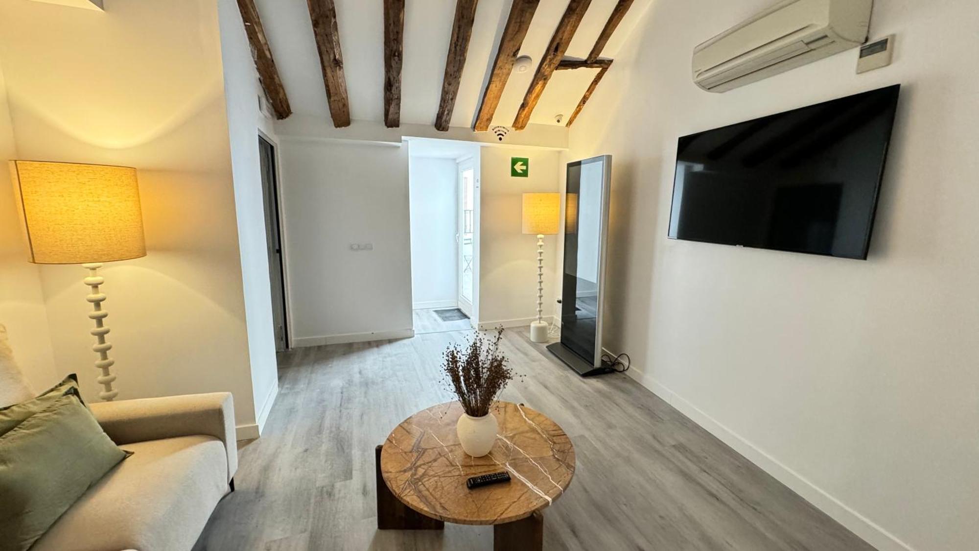 Hostel Ap Leganitos -no Ascensor- *