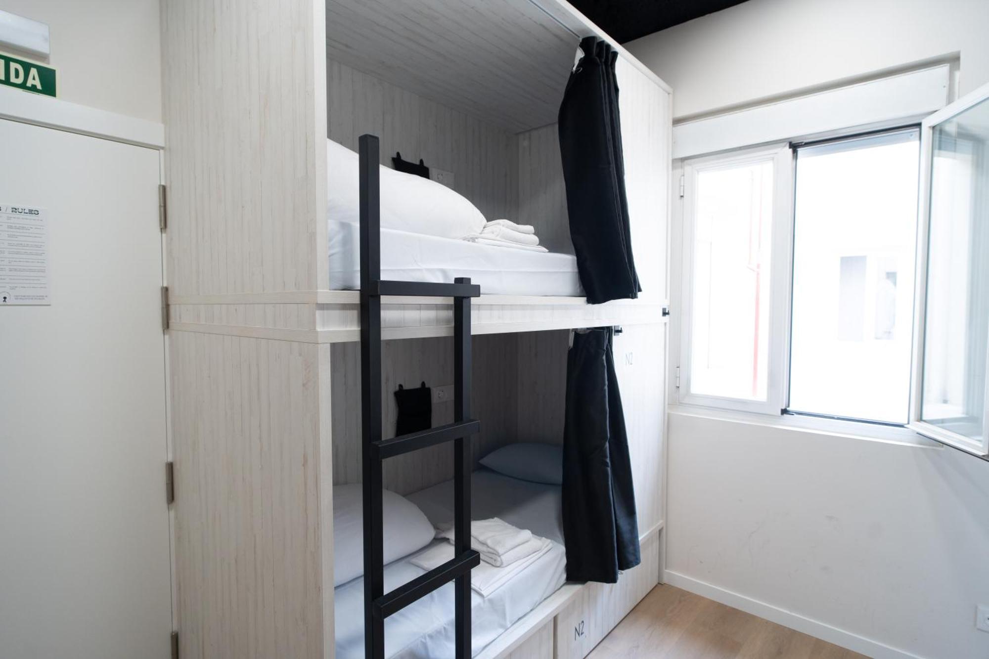 Hostal Adventure *