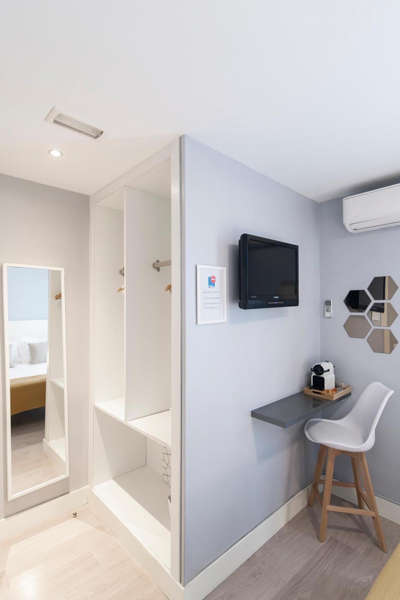8rooms Guest house Madrid