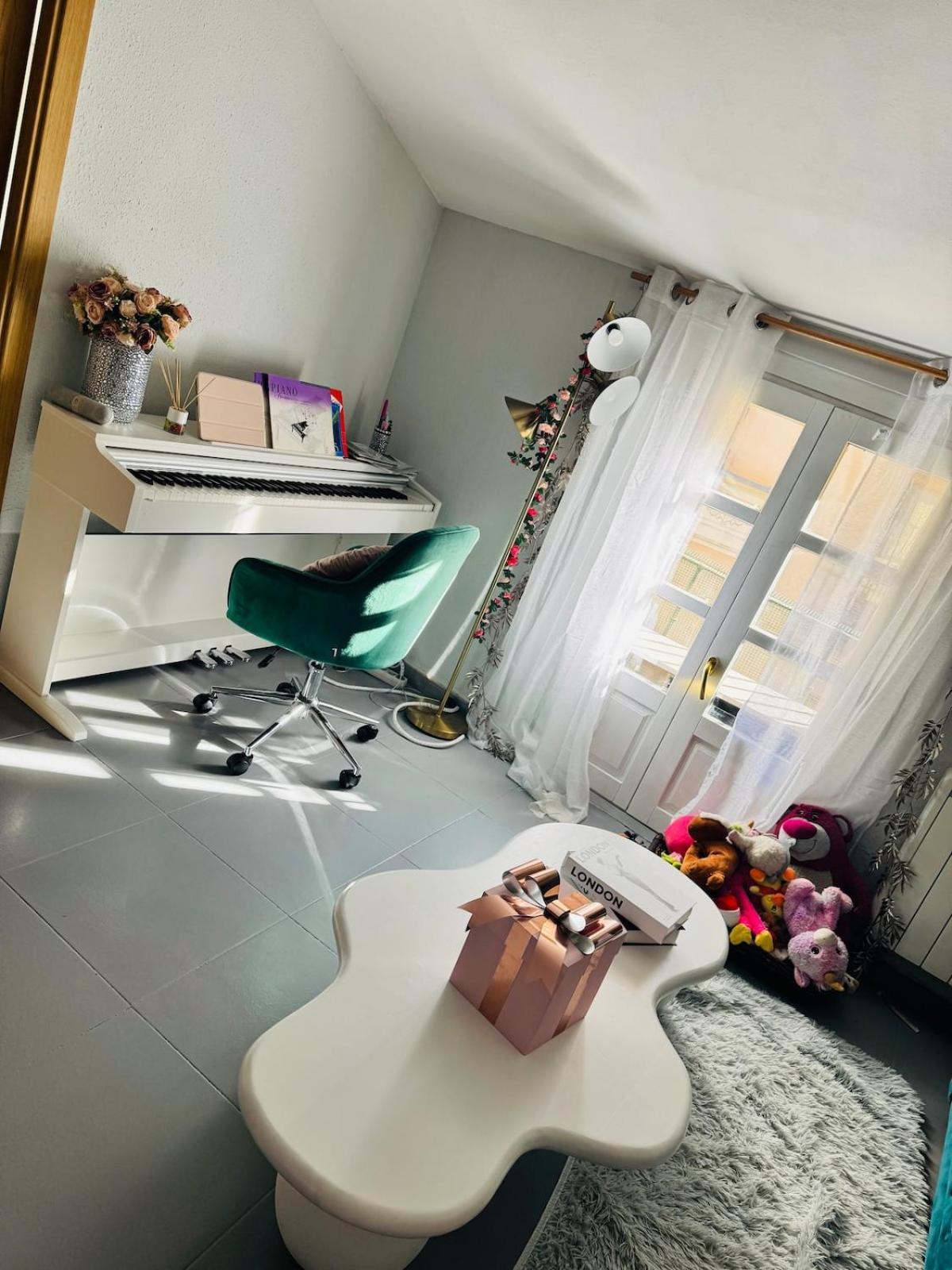 Habitacion Privada En Madrid Centro - Sol