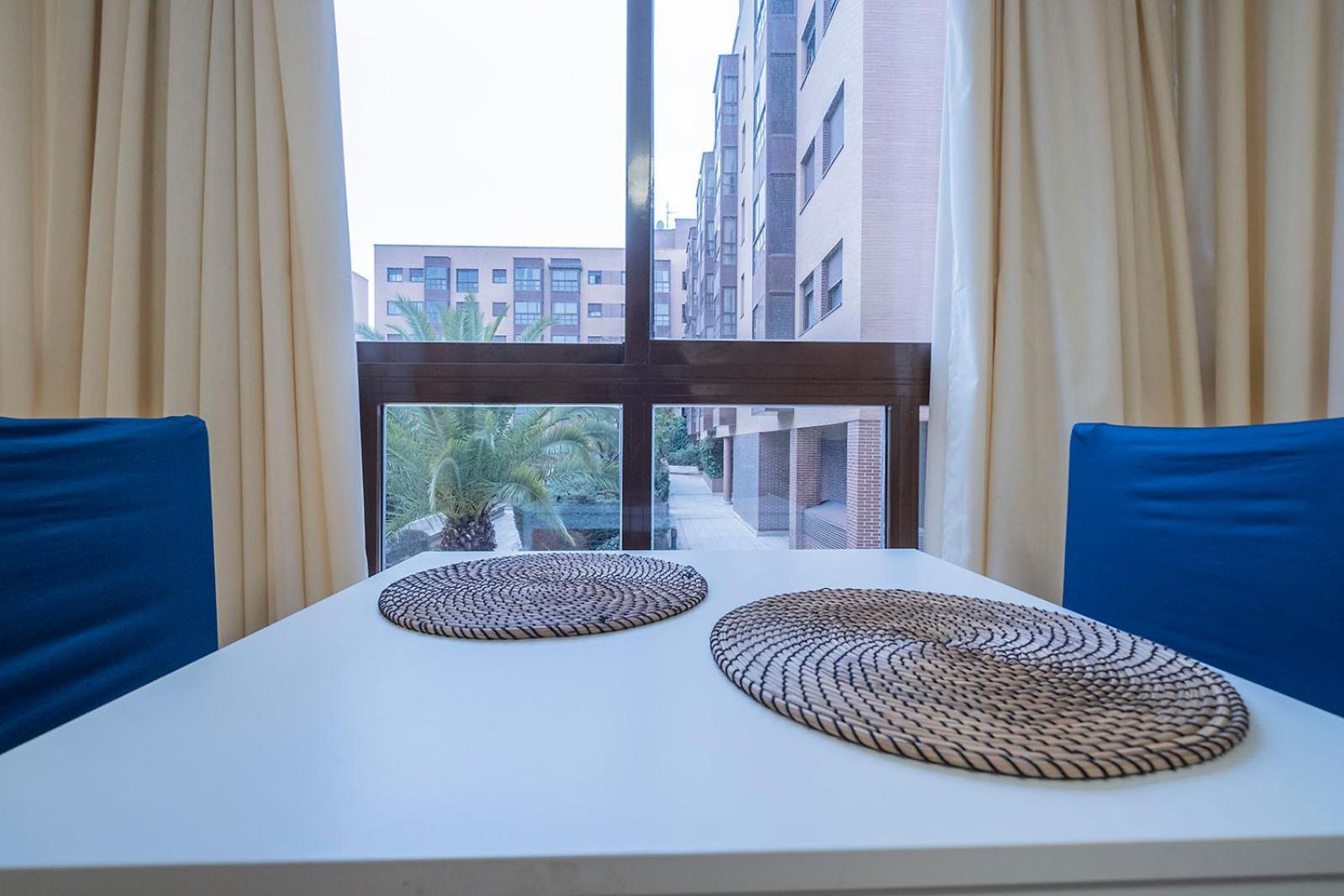 Wanda Ifema Con Parking Y Piscina Apartamento Madrid