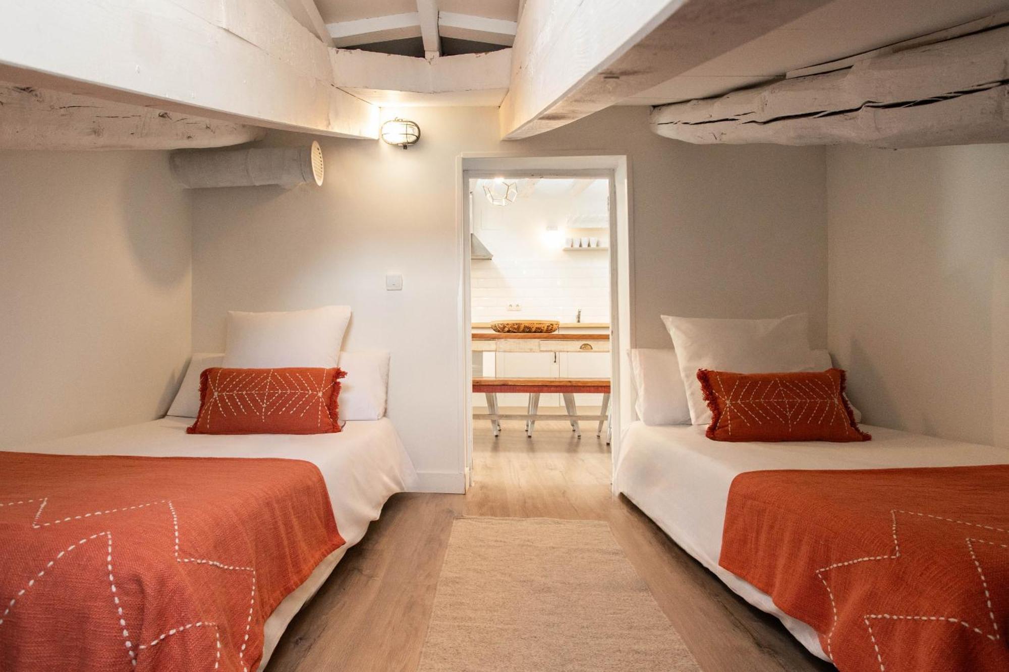 Mit House Plaza Mayor Attic En