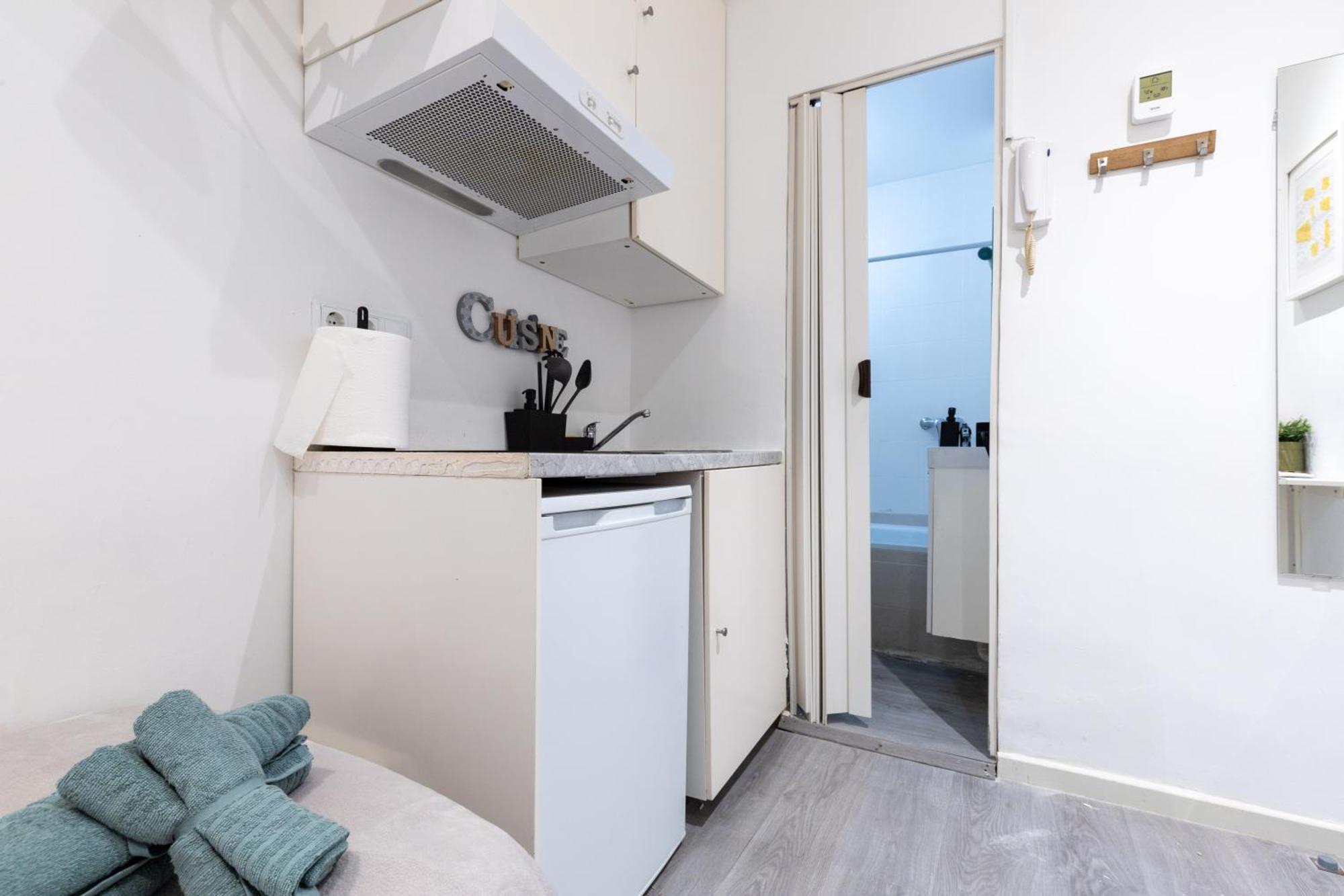 Apartamento Petit Estudio En , Centro, 2 Pax, Wi-fi & Tv Madrid
