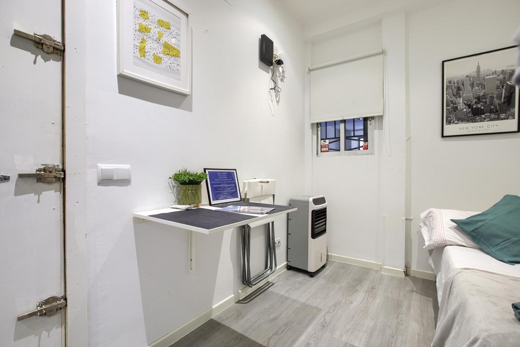 Petit Estudio En , Centro, 2 Pax, Wi-fi & Tv * Madrid