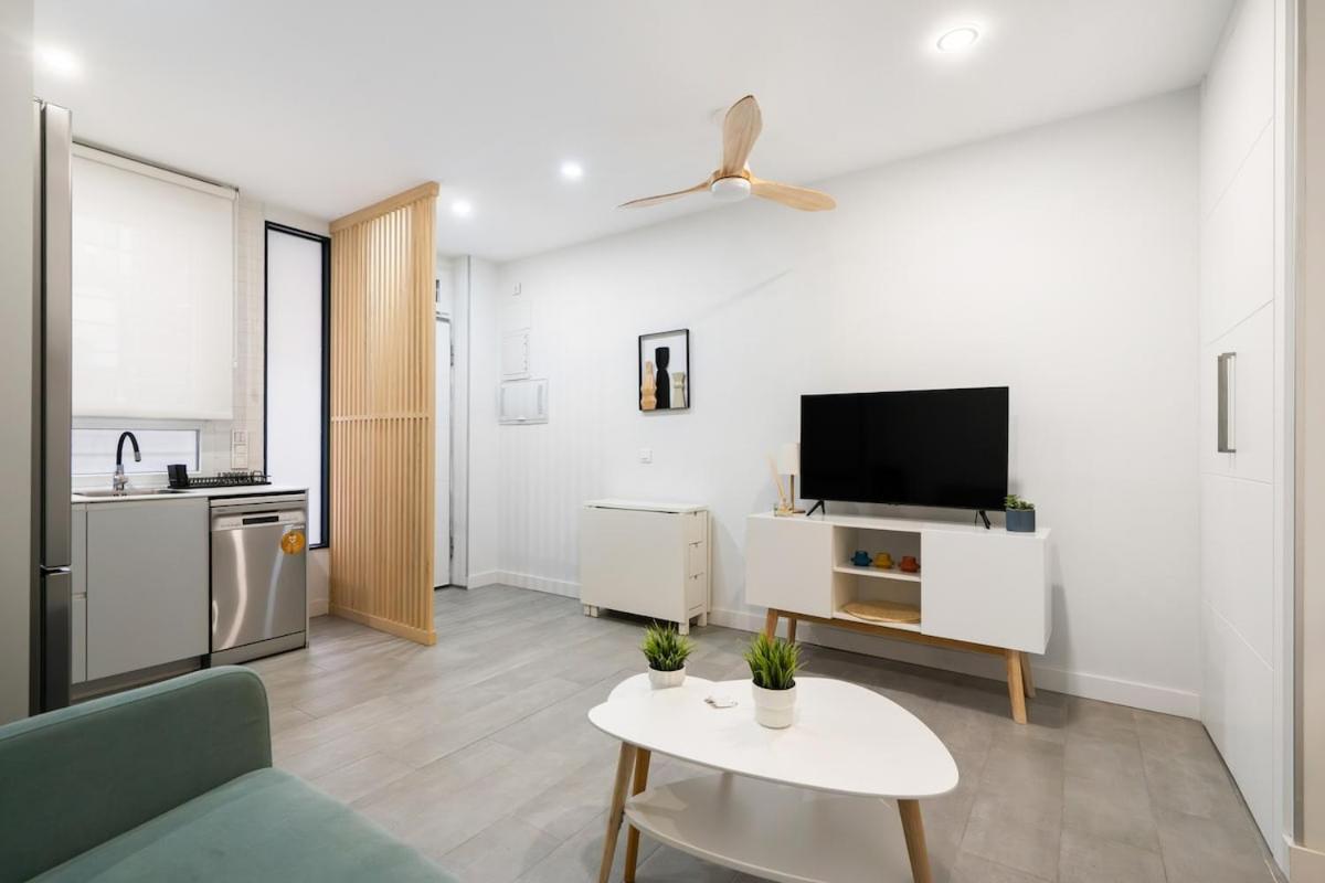 Apartamento Cozy 2a In Ciudad Lineal For 4 Pax - Zigia A