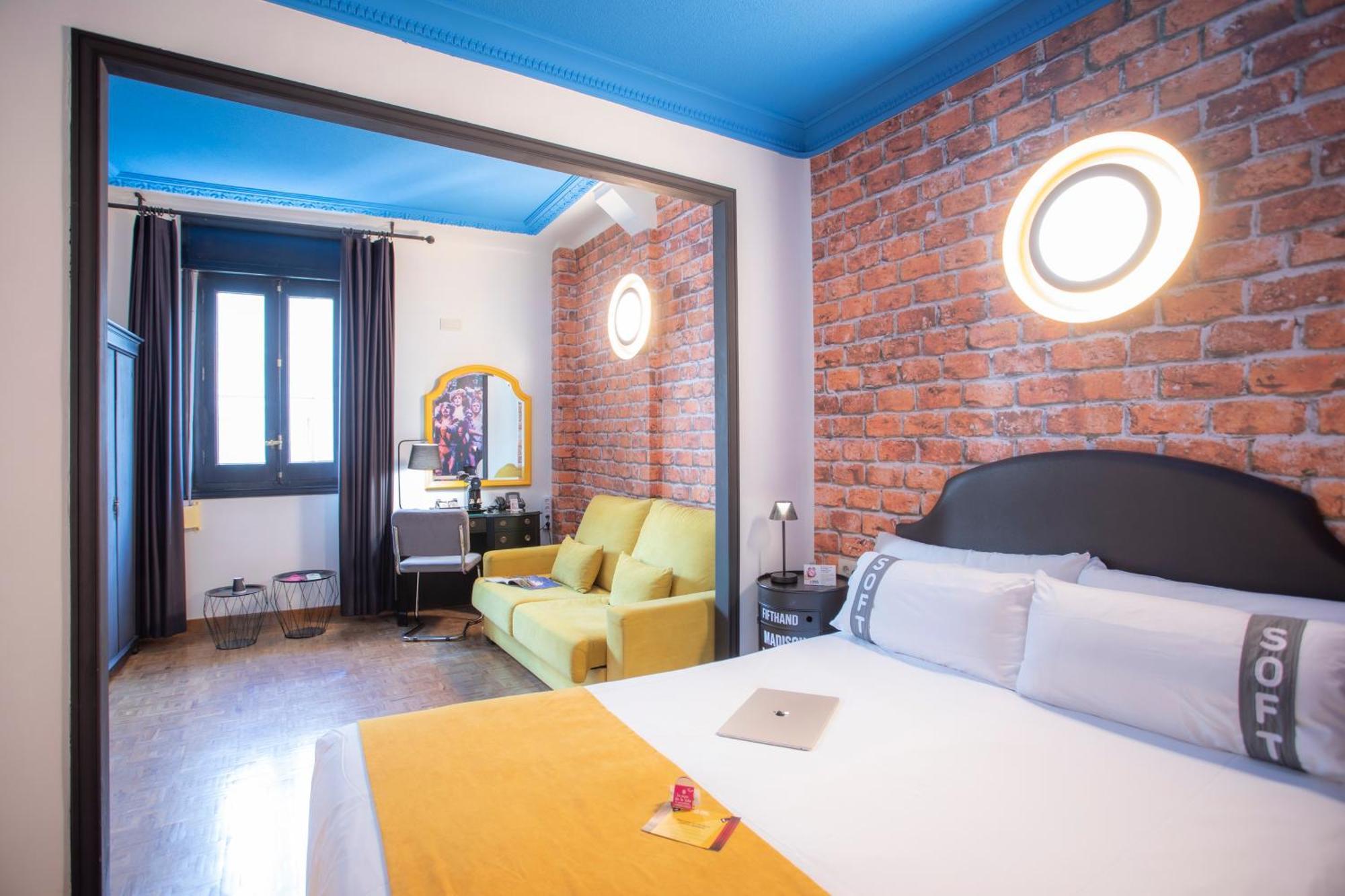 Casual Del Teatro Madrid Hotel