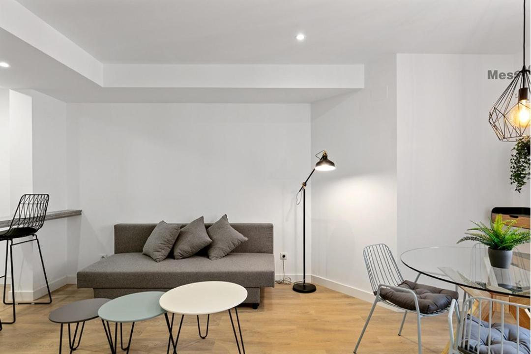 Refurnished One-bedroom Letras Apartment
