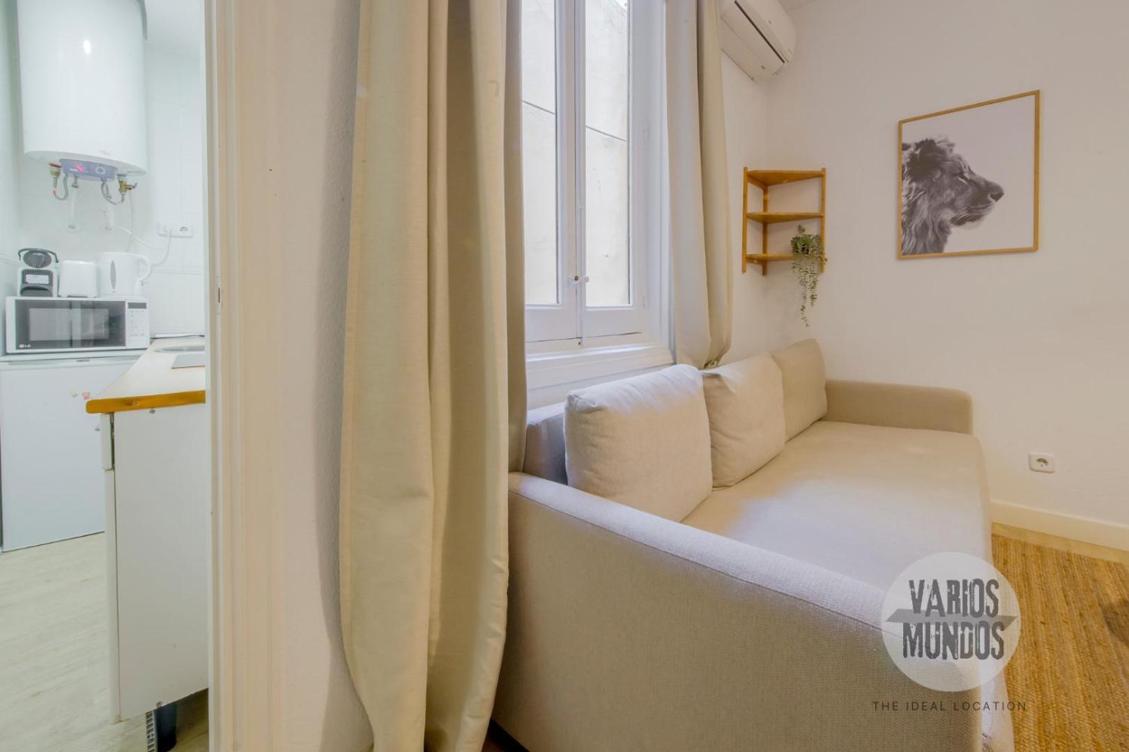 Estancia Literaria Para 3 En Las Letras, Ventura De La Vega Apartamento