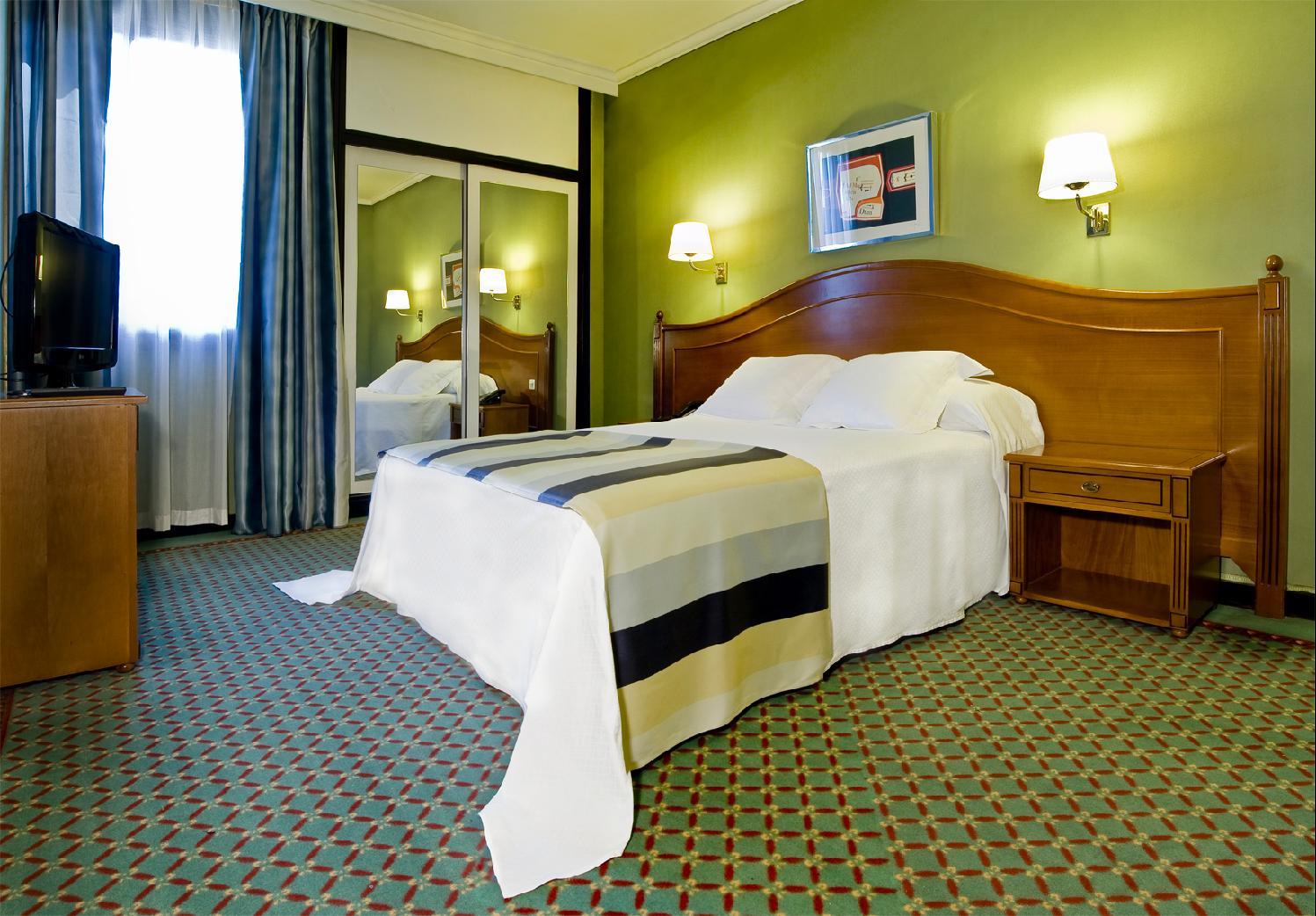 Hotel Novotel Center 4*