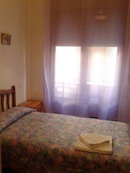 Hostal Lamalonga 2* Madrid