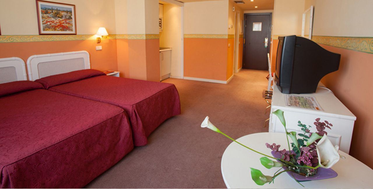 Artiem Hotel 4*