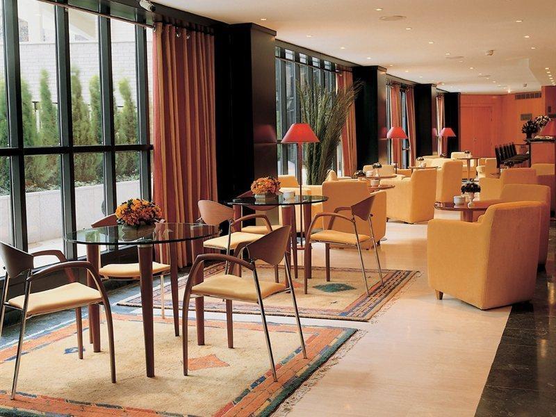Leonardo Center Hotel 3*