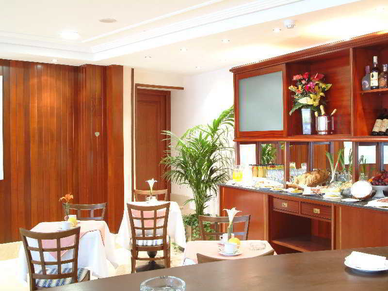 Gran Legazpi Hotel