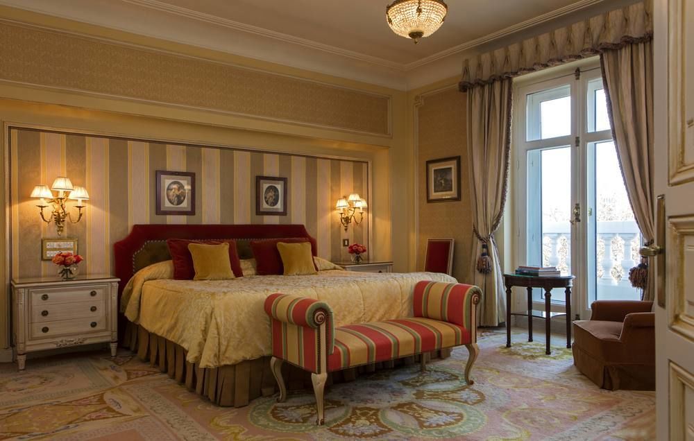 Mandarin Oriental, Ritz