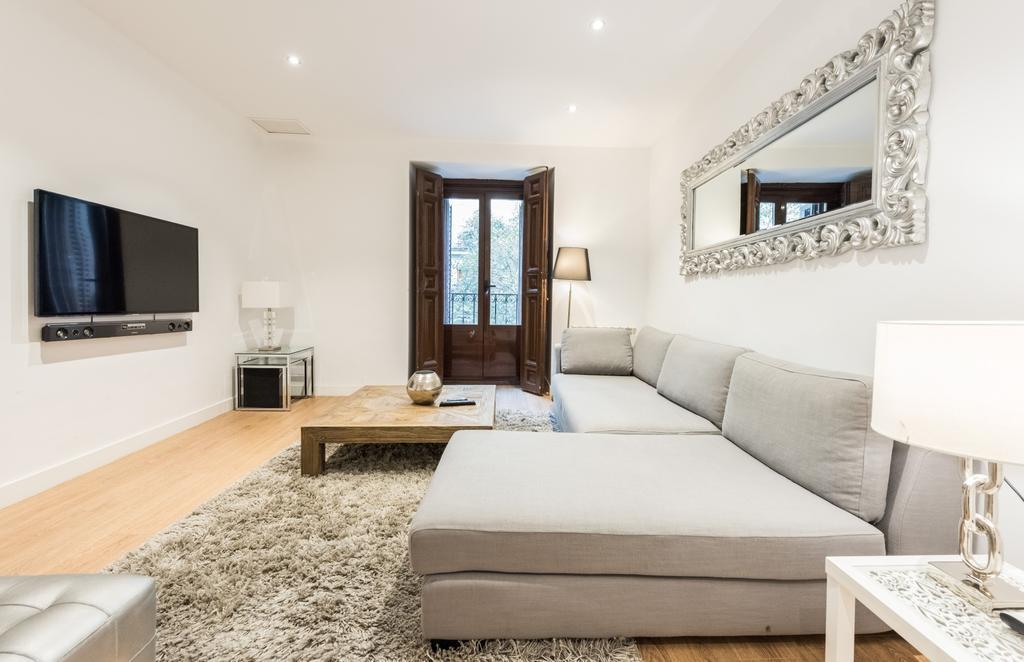 Malasaña Executive By Madflats Collection *