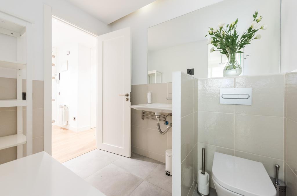 Malasaña Executive By Madflats Collection *