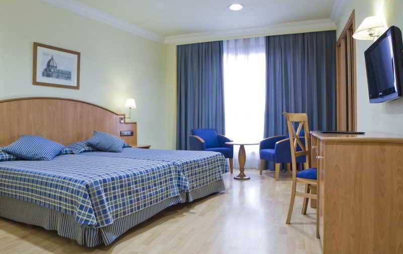 Ii Castillas 3*