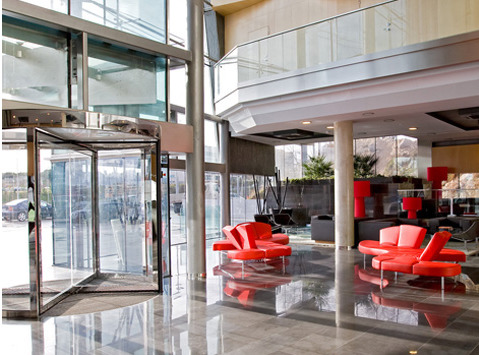 Hotel Nh Tablas 4*
