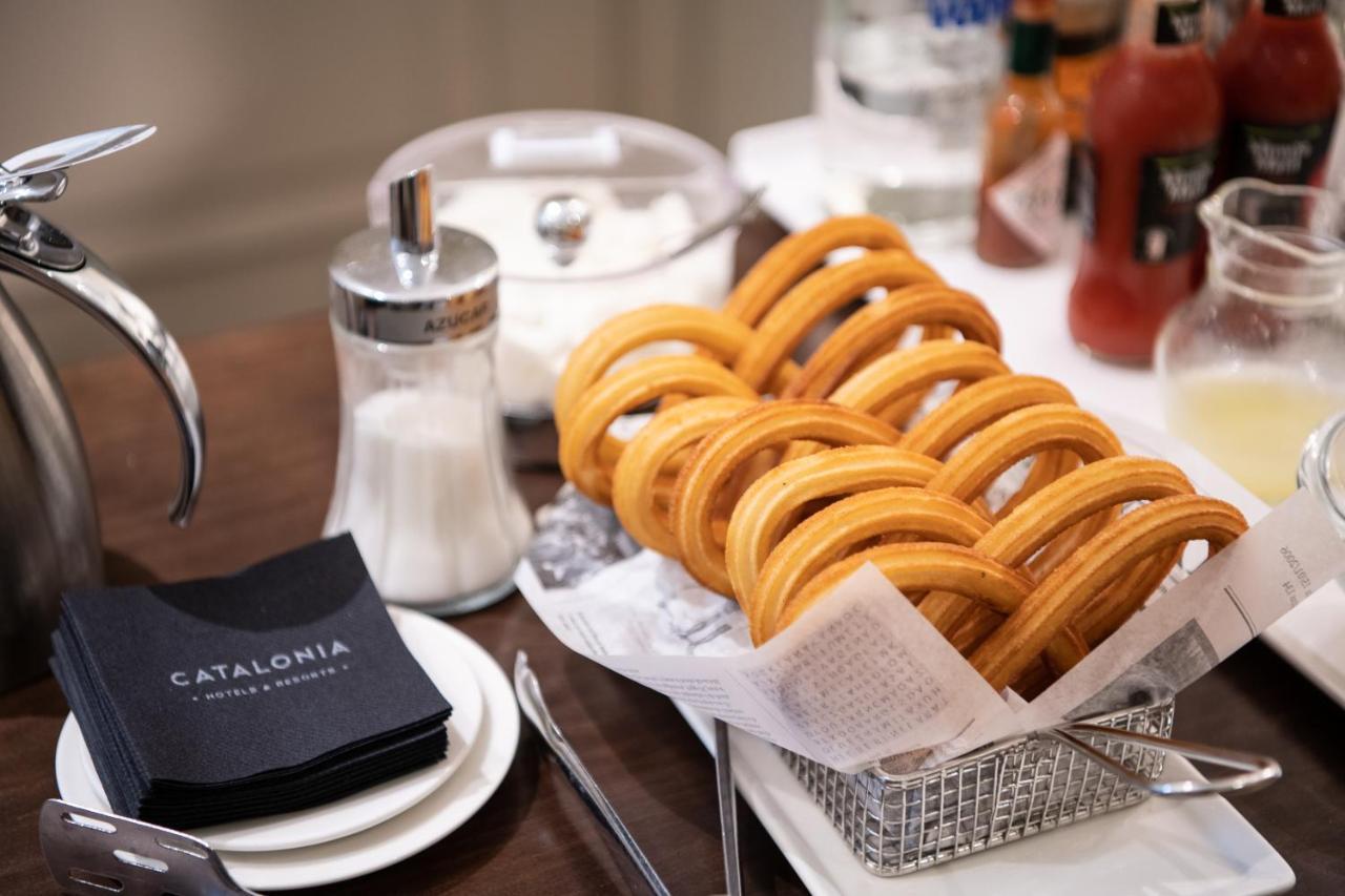 Catalonia Plaza Mayor Hotel 4*